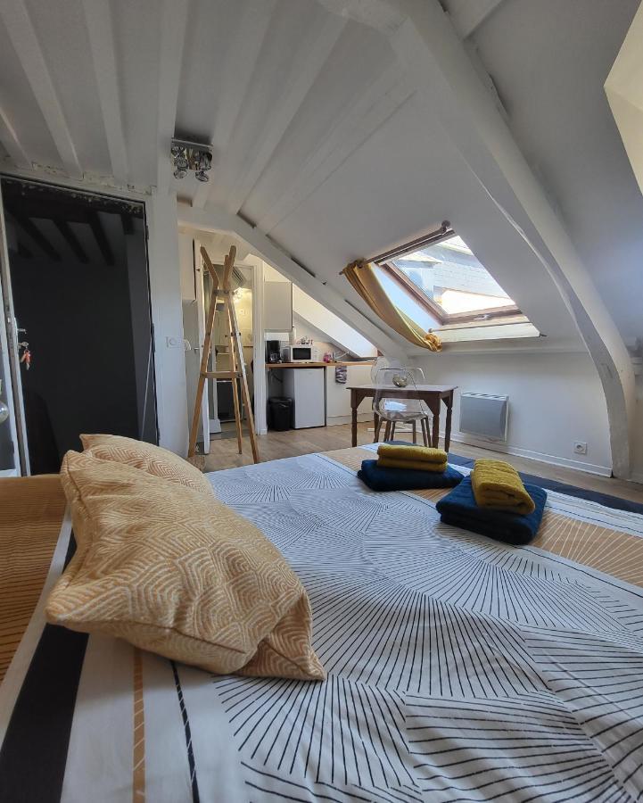 Les Z'Amours Honfleur Exteriör bild