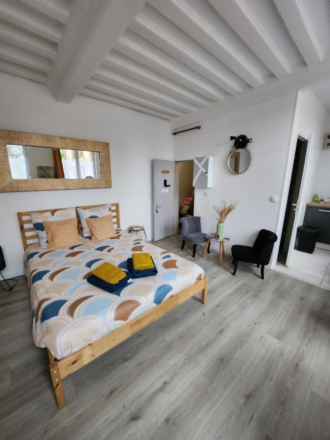 Les Z'Amours Honfleur Exteriör bild